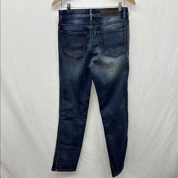 Lois Slim Blue Jeans with Stretch and Faded Wash - Picture 3 of 5